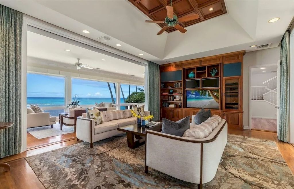 Featuring Romantic Views of the Blue Pacific Ocean, this Extraordinary Hawaii Beach House Offered at $17,975,000