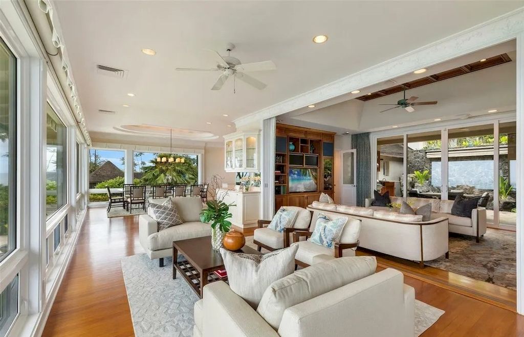 Featuring Romantic Views of the Blue Pacific Ocean, this Extraordinary Hawaii Beach House Offered at $17,975,000