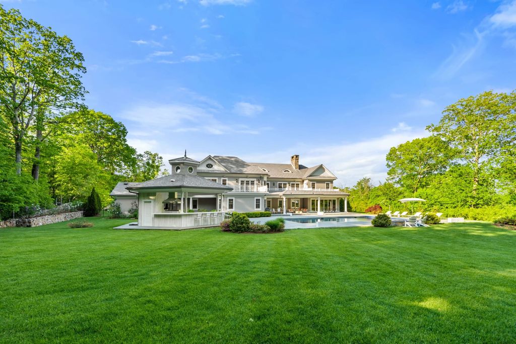 Hilltop Tranquility Mansion in Connecticut Sells for $8,900,000