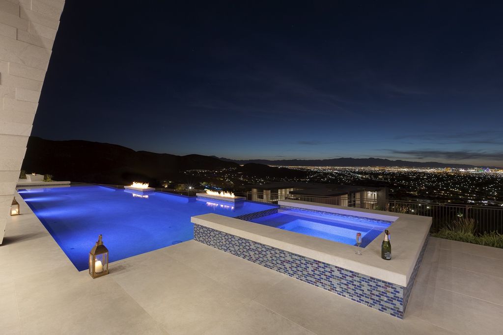 An awe-inspiring modern  home in Nevada is designed by Architect Richard Luke selling for $10,500,000