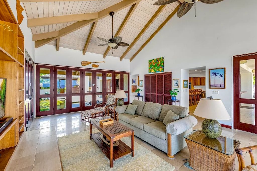 Jewel of Kailua Kona Town, Hawaii Hits Market for $4,950,000