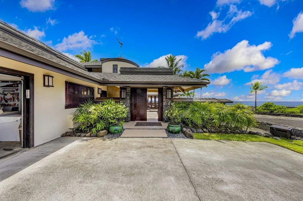 Jewel of Kailua Kona Town, Hawaii Hits Market for $4,950,000