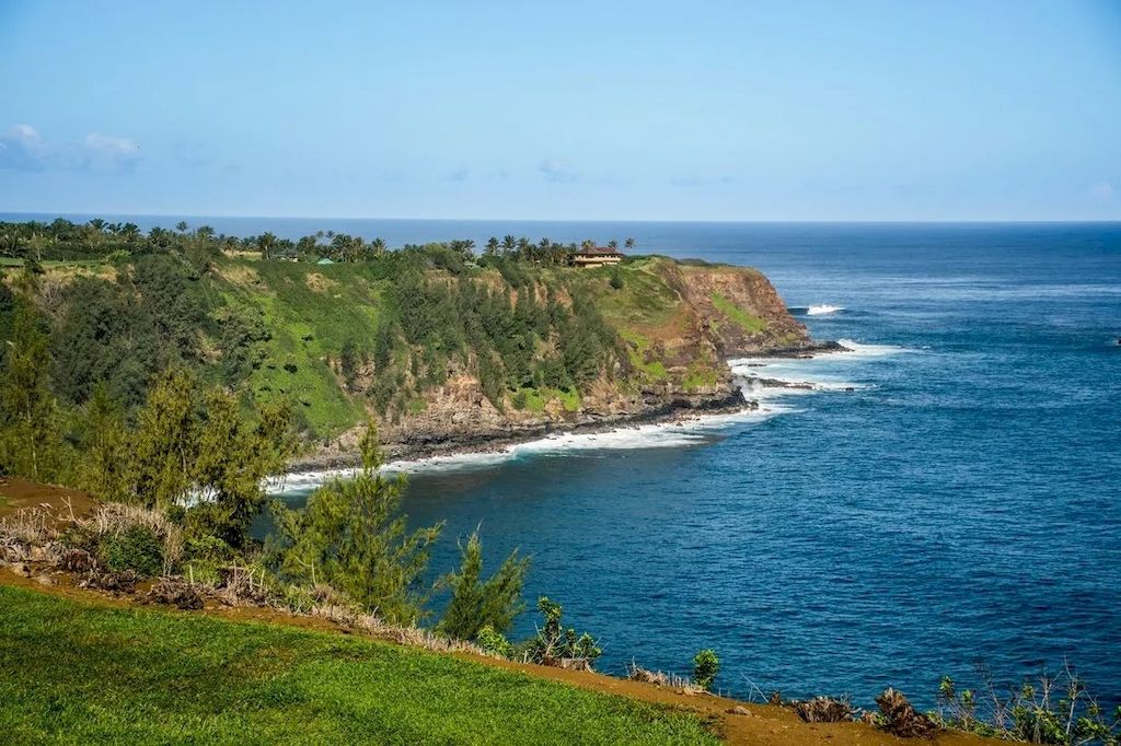 Take Your Breath Away with the Pacific Views from the Magnificent Hawaii Oceanfront Oasis Listed for $3,975,000