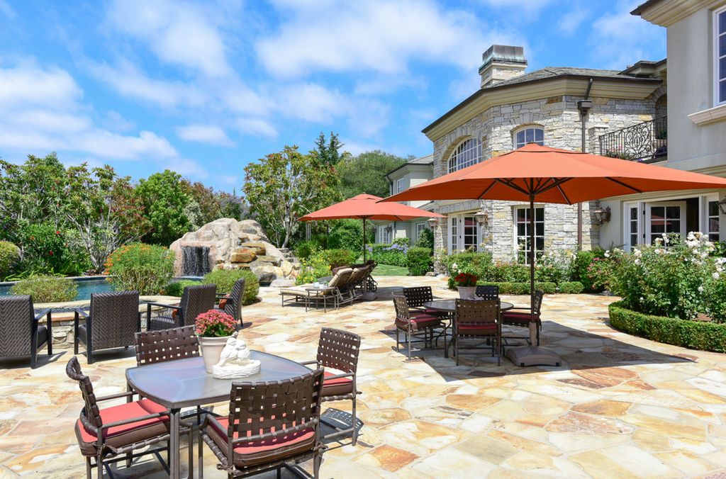 The Rancho Santa Fe Home is a quality custom built property brings the charm of the French countryside to Southern Californiain now available for sale. This home located at 6397 Clubhouse Dr, Rancho Santa Fe, California