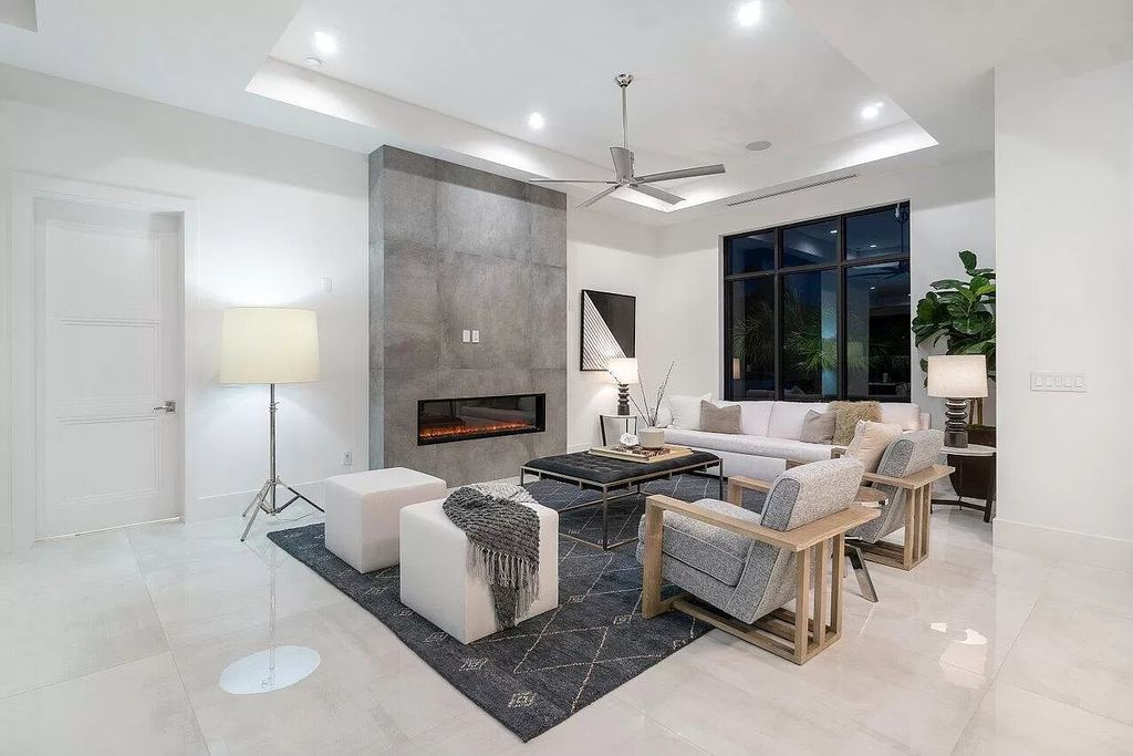 The Home in Boca Raton is a brand new property features an exciting design and fantastic finishes now available for sale. This home located at 225 NE 3rd St, Boca Raton, Florida