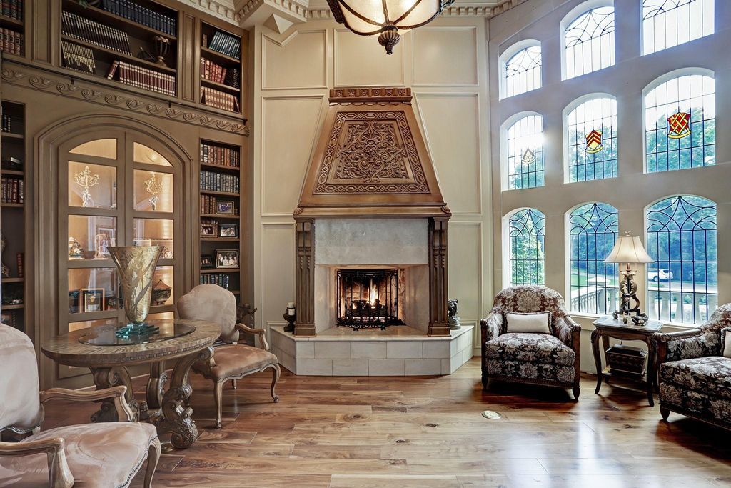 A-Majestic-English-Mansion-in-Houston-comes-to-Market-at-7900000-7