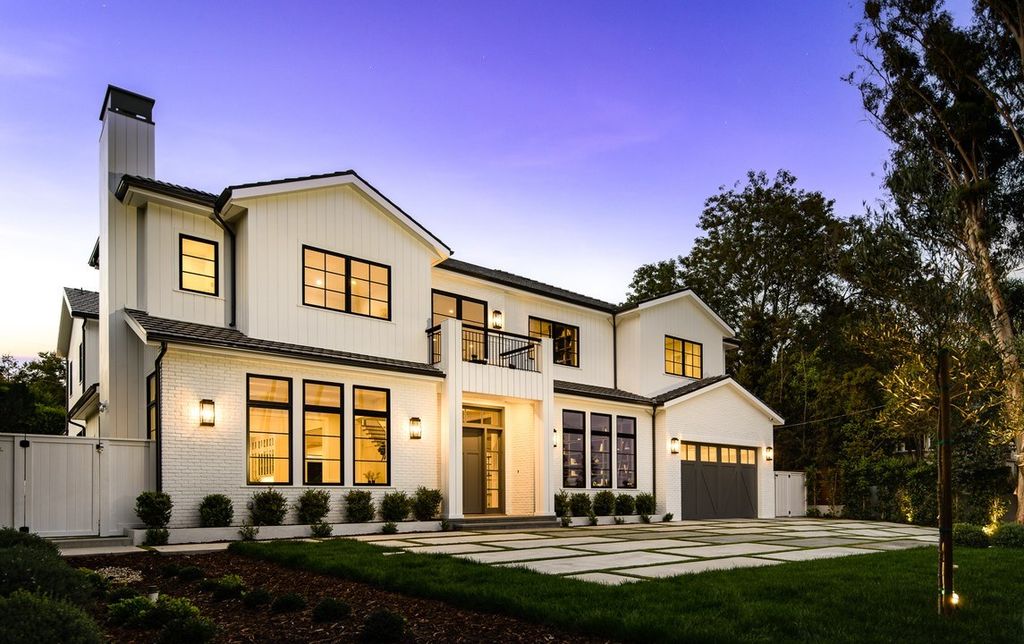 Exceptional-Newly-Built-Brentwood-Modern-Farmhouse-seeks-12995000-1