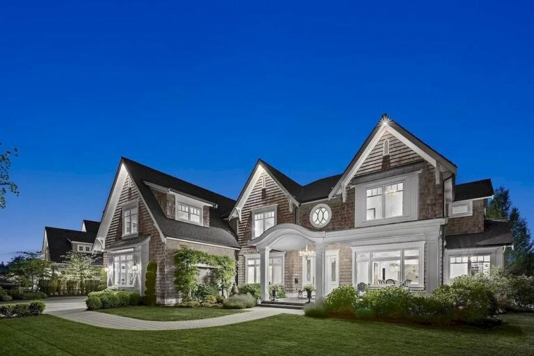 Hampton’s Inspired Luxury Estate in Langley Offers Best Views of Lake and Mountain