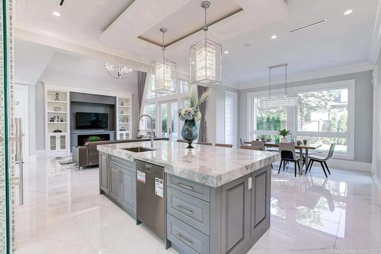 Magnificent Luminous Mansion in Richmond Lists for C$3,760,000