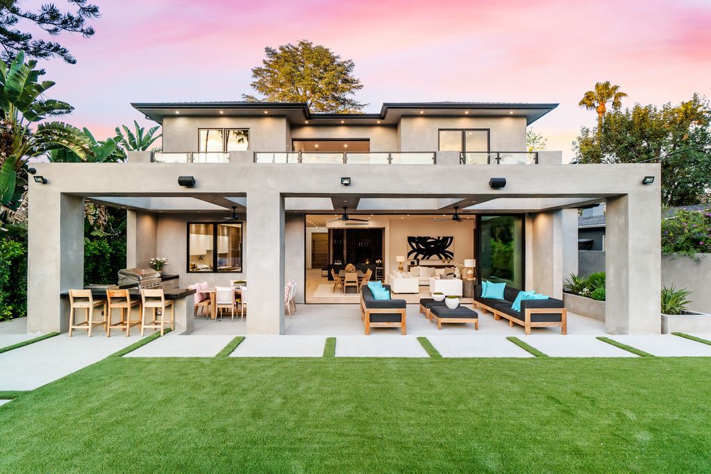 The Home in Encino is a remarkable brand new construction modern masterpiece provides all things luxury now available for sale. This home located at 5101 Haskell Ave, Encino, California