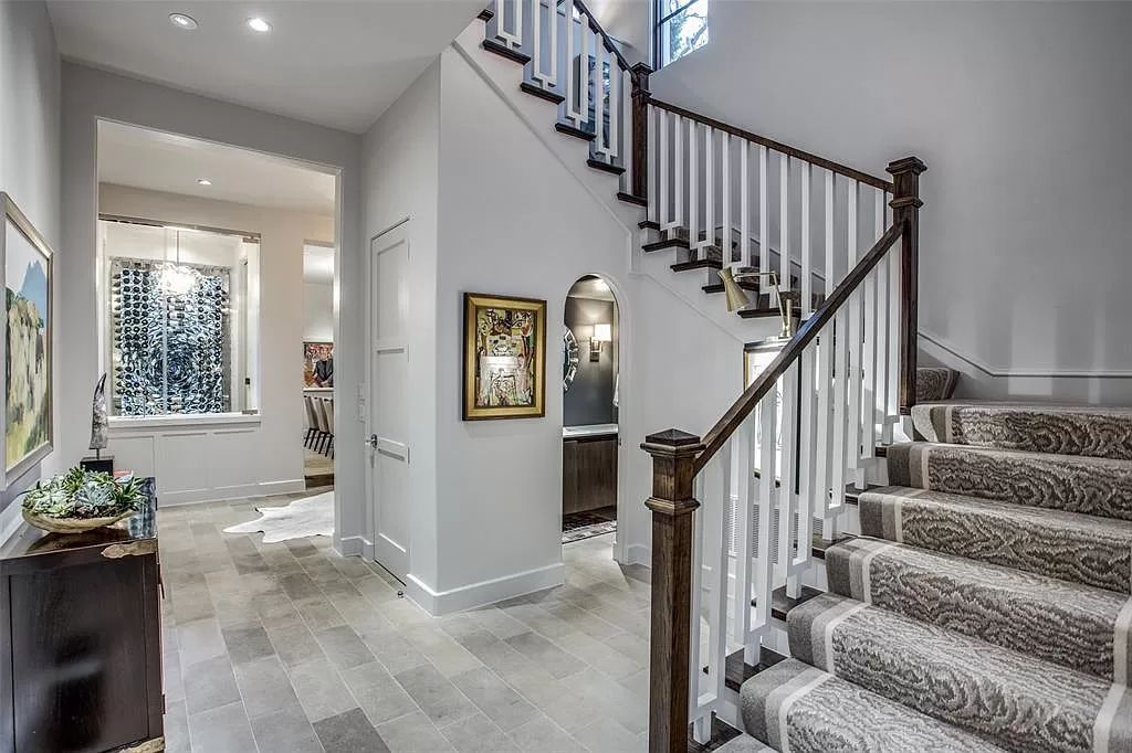 he Home in Dallas is a sophisticated property in a prime location in the fairway of University Park having strong indoor-outdoor connection now available for sale. This home located at 3928 Marquette St, Dallas, Texas