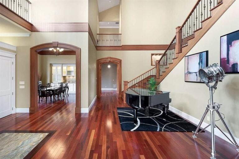 Spectacular Mansion in High Point Estates Highlights Panoramic Views