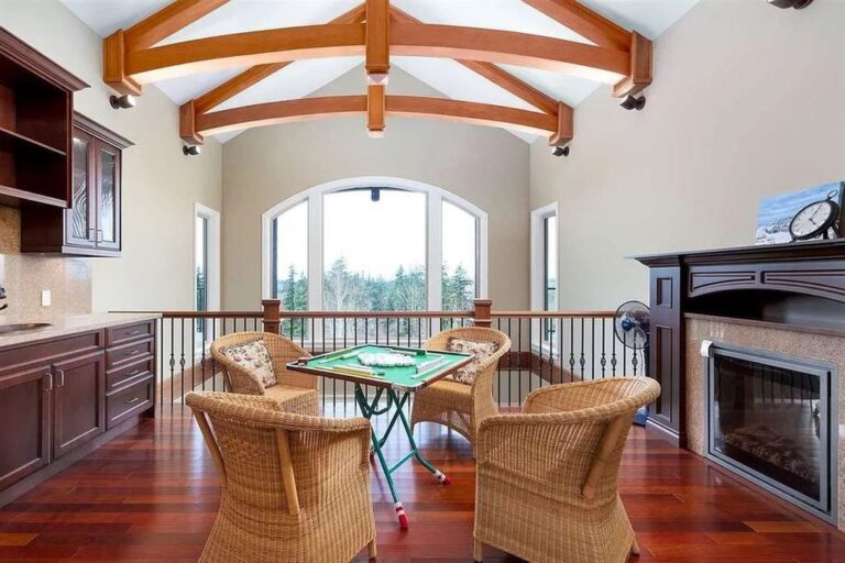 Spectacular Mansion in High Point Estates Highlights Panoramic Views