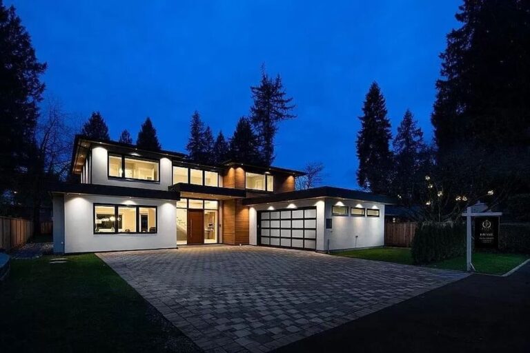 State-of-The-Art Cosy Home in North Vancouver with Outdoor Greenery Sells for C$3,788,000
