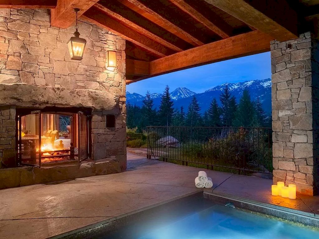 The Stone Timber House in Whistler is a secluded gated residence now available for sale. This home is located at 5476 Stonebridge Pl, Whistler, BC V0N 1B3, Canada