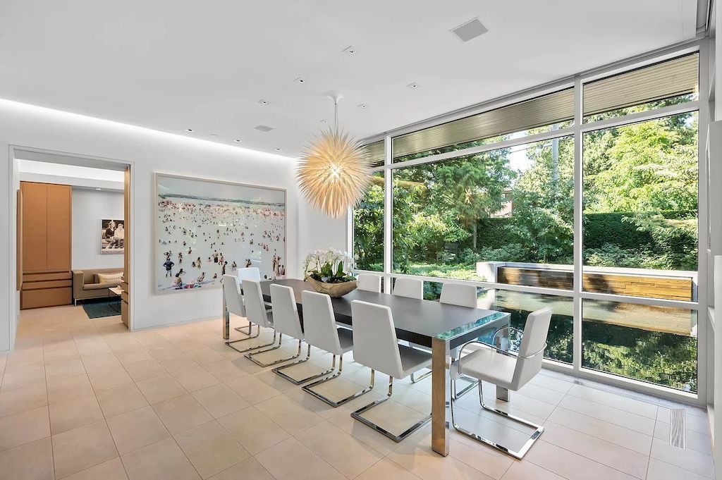 The Sumptuous Retreat in Vancouver is a masterpiece of architectural design, showcasing impeccably high-end finishings throughout now available for sale. This home is located at 2958 W 45th Ave, Vancouver, BC V6N 3L8, Canada
