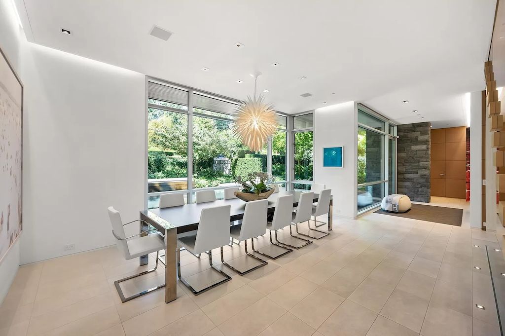 The Sumptuous Retreat in Vancouver is a masterpiece of architectural design, showcasing impeccably high-end finishings throughout now available for sale. This home is located at 2958 W 45th Ave, Vancouver, BC V6N 3L8, Canada