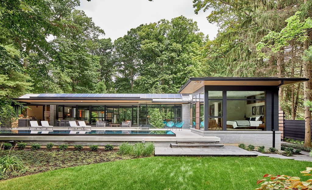 The Last House, A Modern Glass Bungalow by David Small Designs