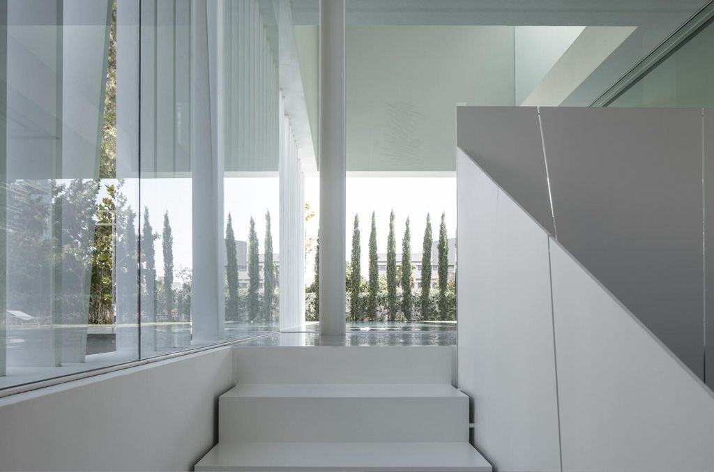 The White Gallery House, Impressive Project by Pitsou Kedem Architects