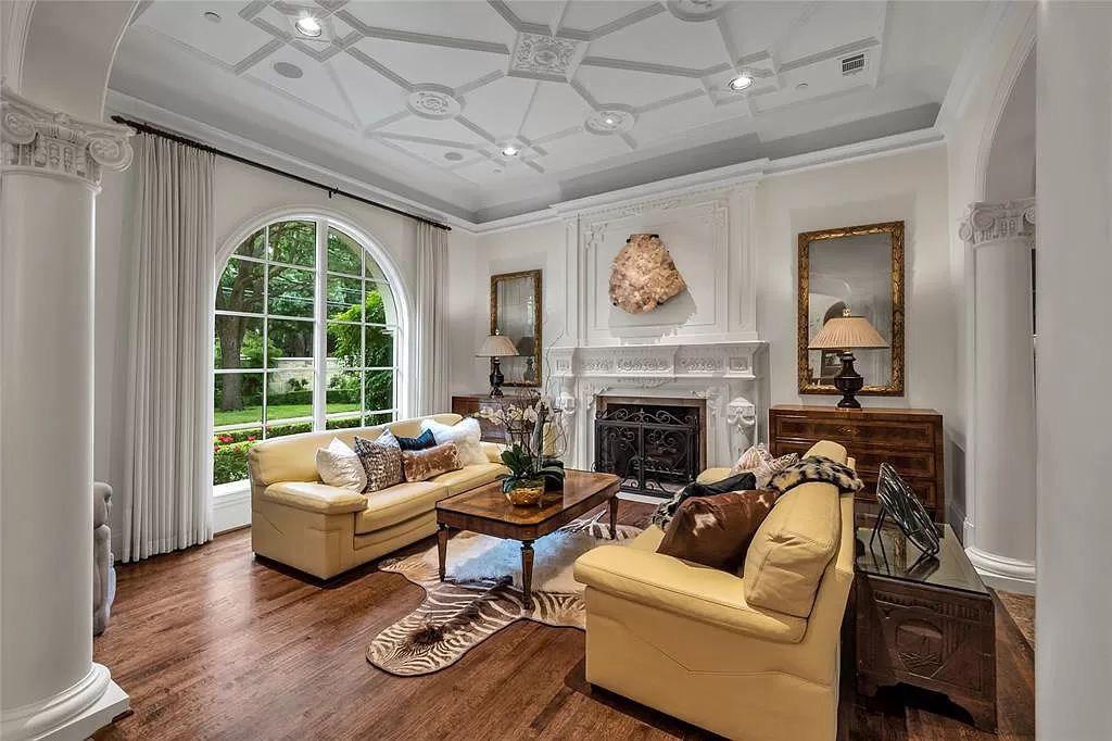 The Home in Dallas is an Old Preston Hollow estate meets elevated luxury living for a retreat of the highest order now available for sale. This home located at 5810 Park Ln, Dallas, Texas