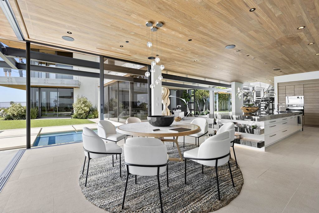 This-14995000-Modern-Home-in-Newport-Beach-boasts-Unobstructed-Panoramic-Ocean-Views-6