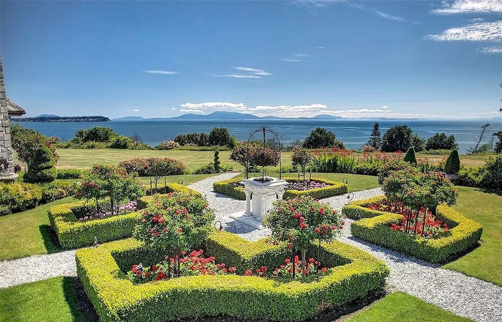 The Gracious Home in Washington is a luxury waterfront home now available for sale. This home is located at 6023 Birch Point Rd, Blaine, Washington