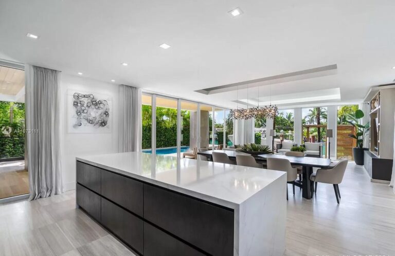 A $7M Custom Built Smart Home in Miami Beach offers Gorgeous Finishes