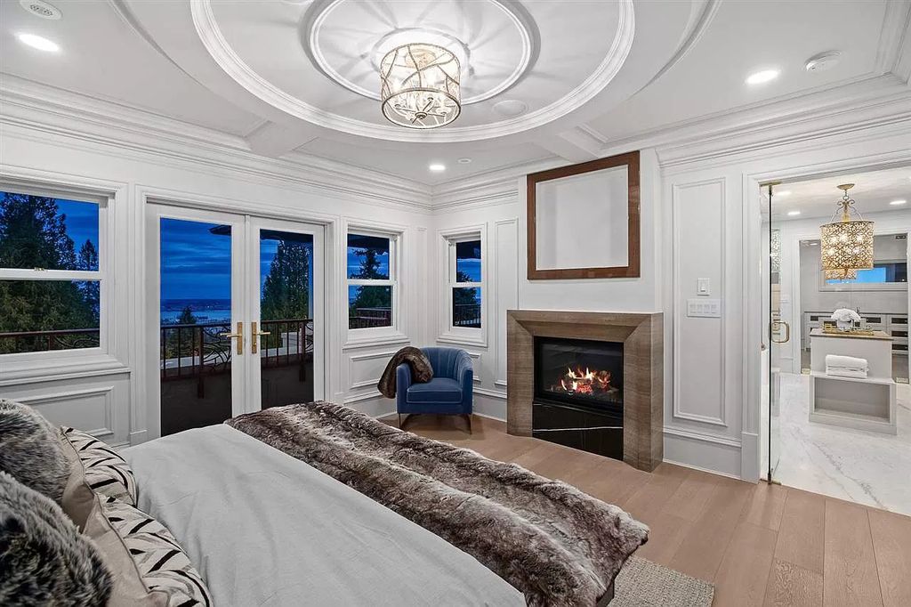 The Lavish Mansion in West Vancouver is a luxury home now available for sale. This home located at 928 Groveland Rd, West Vancouver, BC V7S 1Z1, Canada