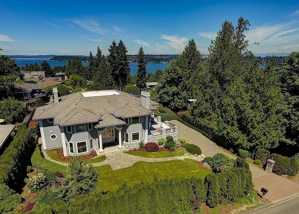 Welcome-to-The-3999000-Beautiful-Vista-Home-in-Washington-Perfect-for-Entertaining-7