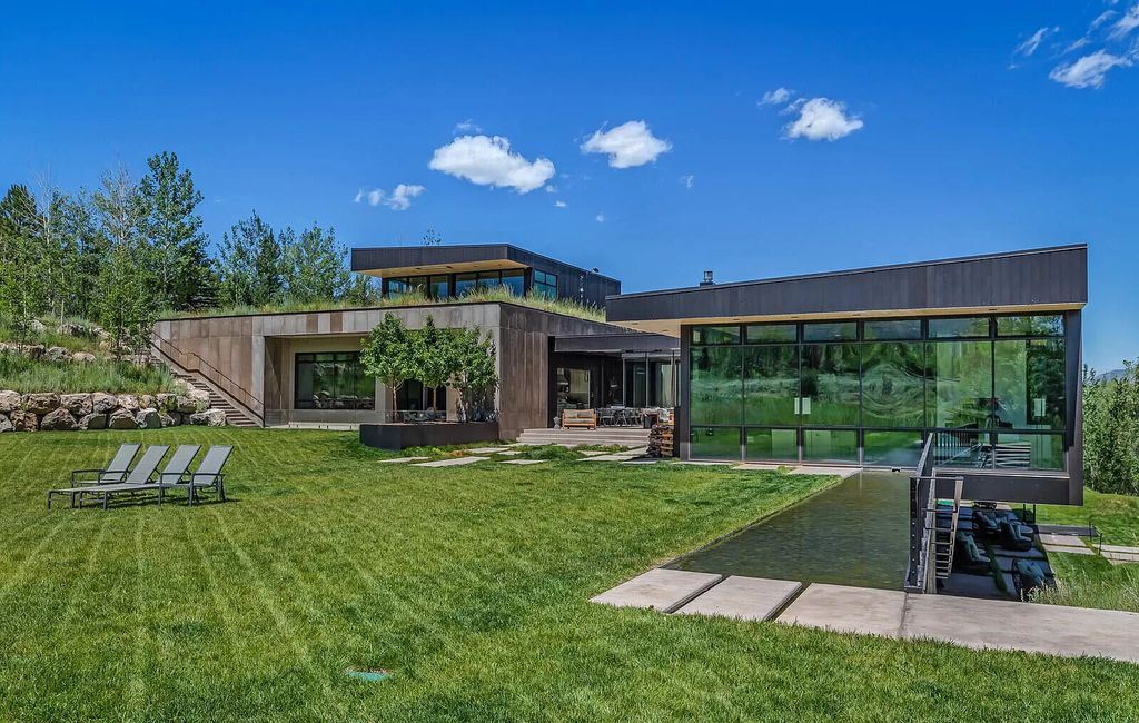 Incredible Aspen house in Colorado designed by CCY Architects sells for 37,000,000