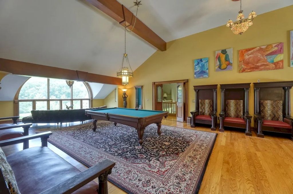 $4,498,000 English Manor House in New Jersey Protects Your Privacy and Tranquility