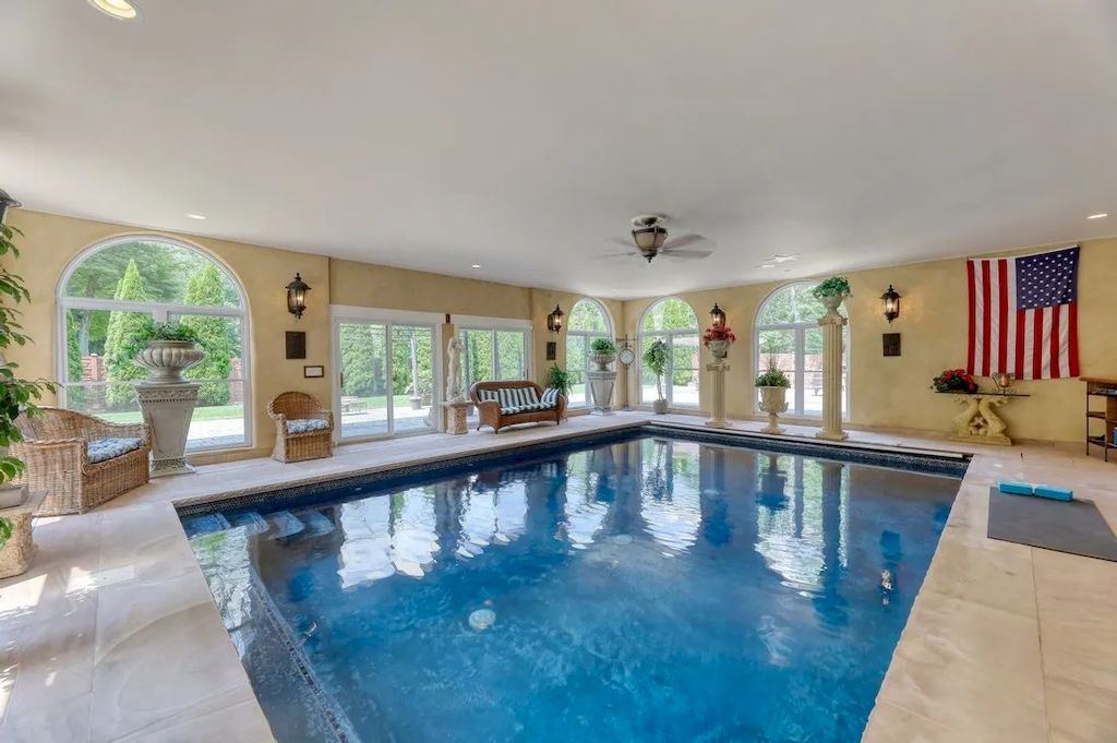 $4,498,000 English Manor House in New Jersey Protects Your Privacy and Tranquility