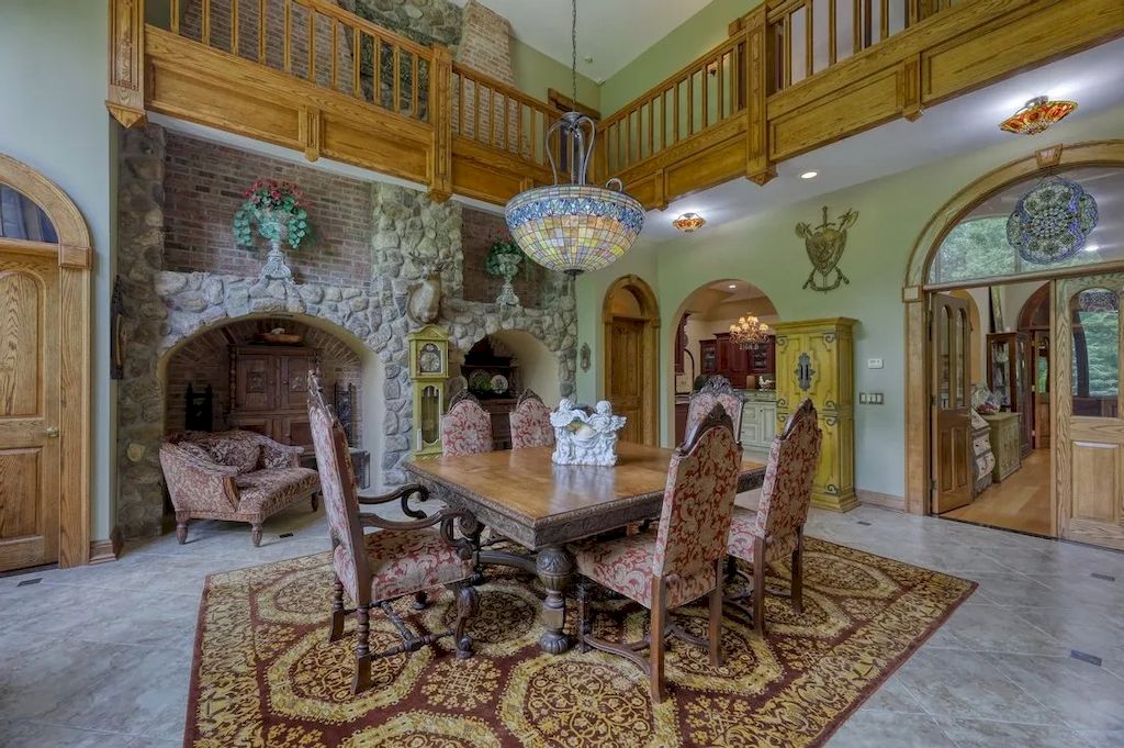 $4,498,000 English Manor House in New Jersey Protects Your Privacy and Tranquility