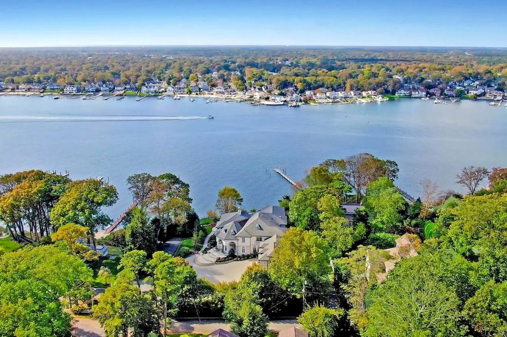 In New Jersey, Nothing Beats the Picturesque View This $5,850,000 Estate Offers