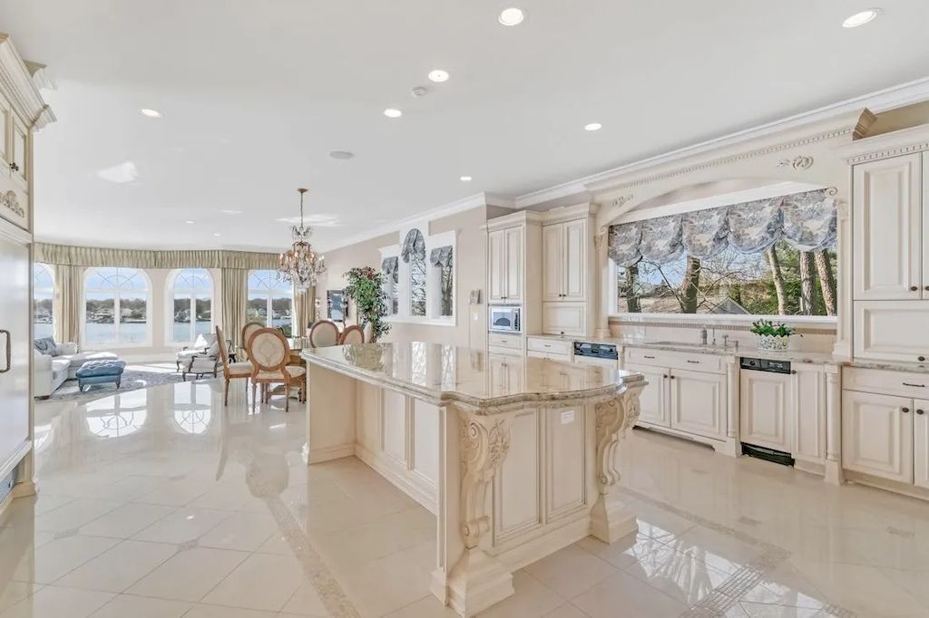 In New Jersey, Nothing Beats the Picturesque View This $5,850,000 Estate Offers