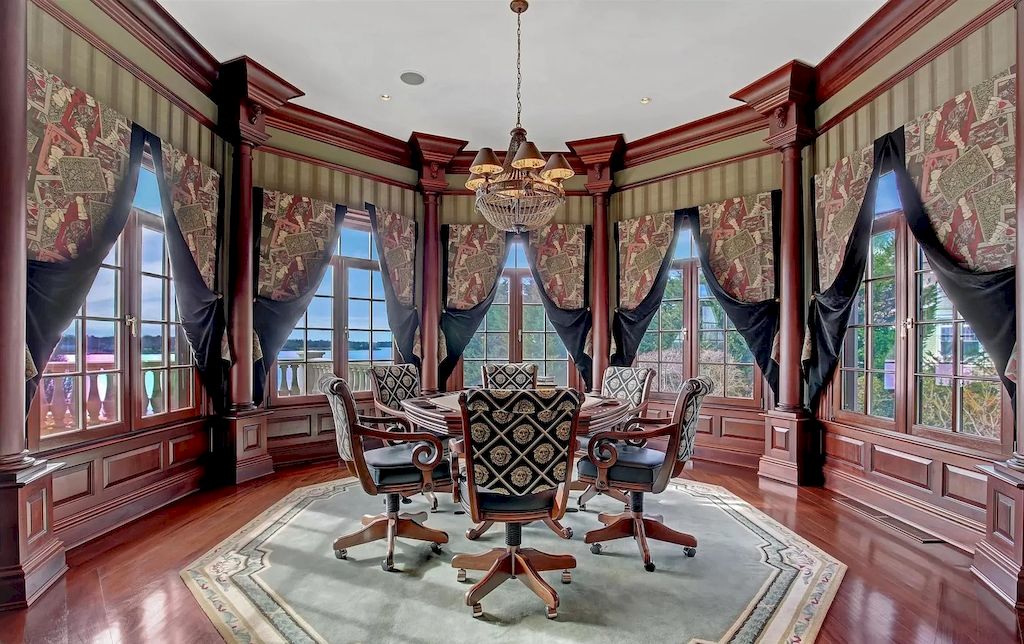 This $11,500,000 World-class Estate on the Bank of Navesink River, New Jersey Offers Spectacular Landscape and No Less Exquisite Finishes