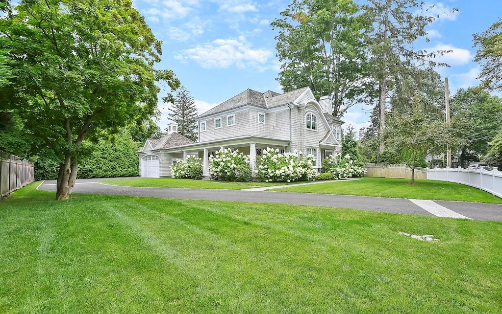 This $3,295,000 Estate Shines in Connecticut