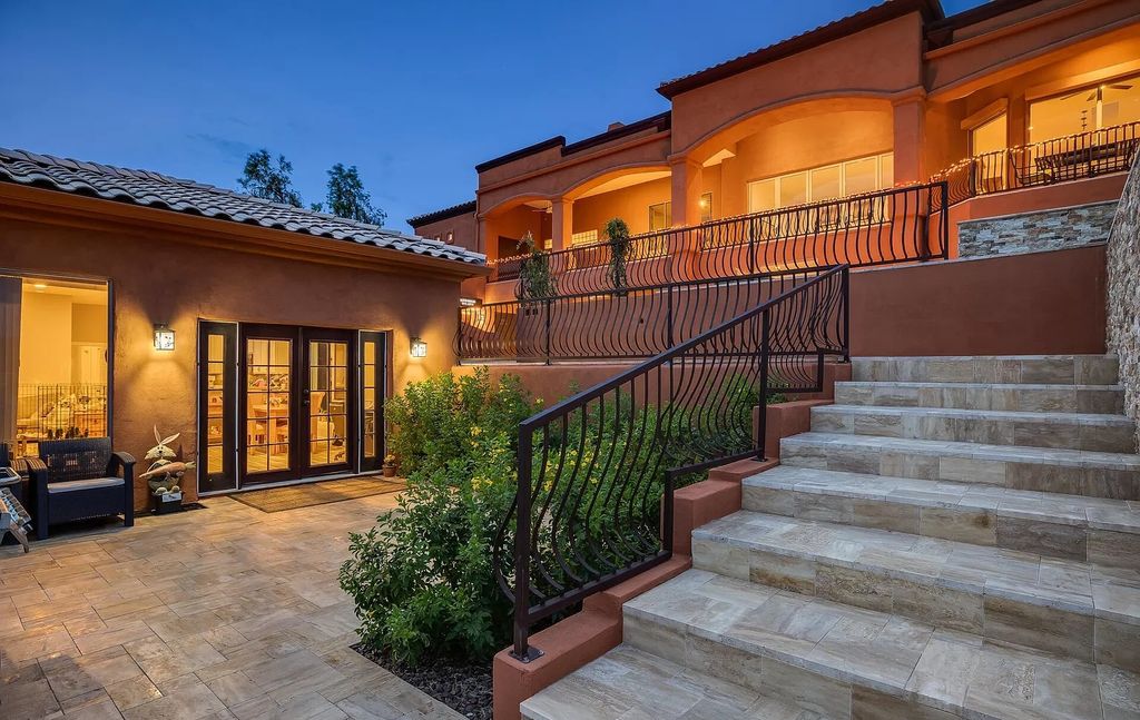 Extravagant Arizona home offers gorgeous mountain views asking for $3,250,000