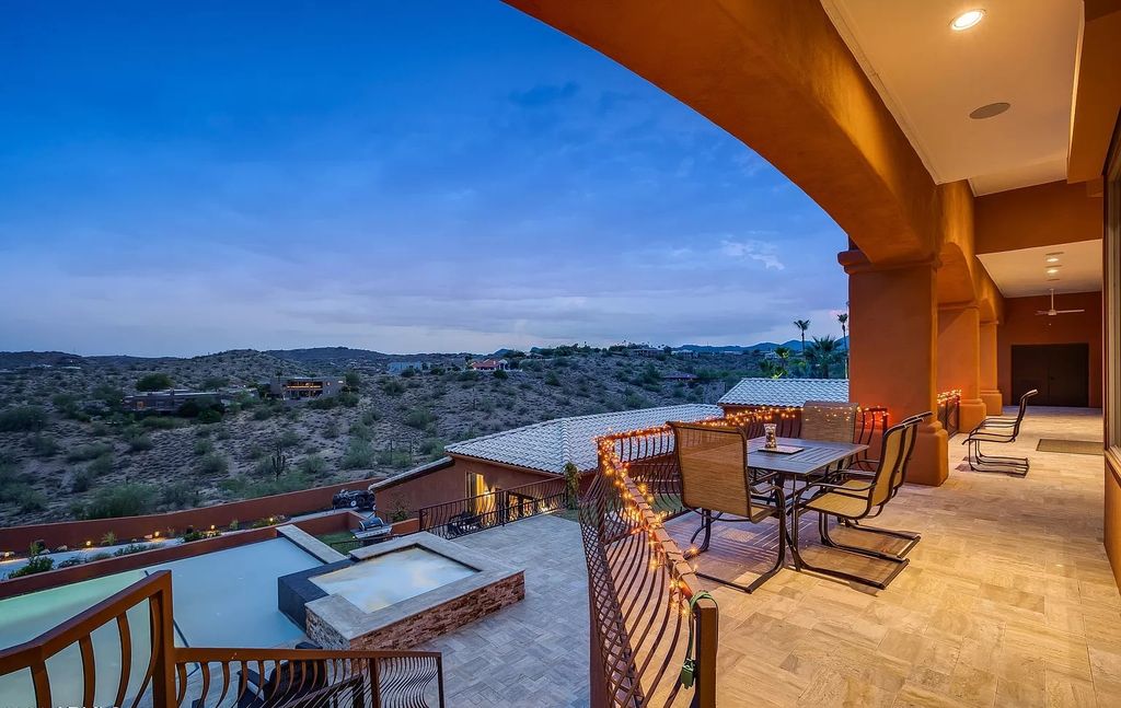 Extravagant Arizona home offers gorgeous mountain views asking for $3,250,000