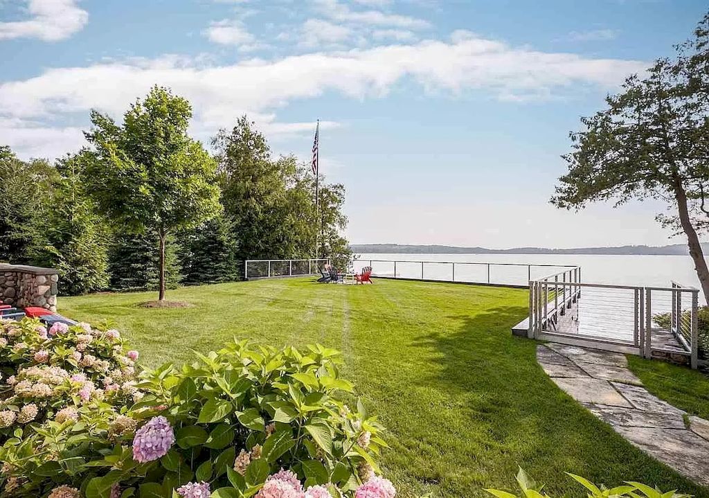 Michigan Lovers Captivated by the Originality of This $3,800,000 Residence