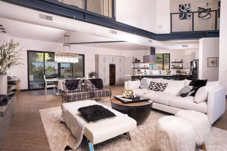 Newly prestigious house in Nevada with city skyline views asking for ...