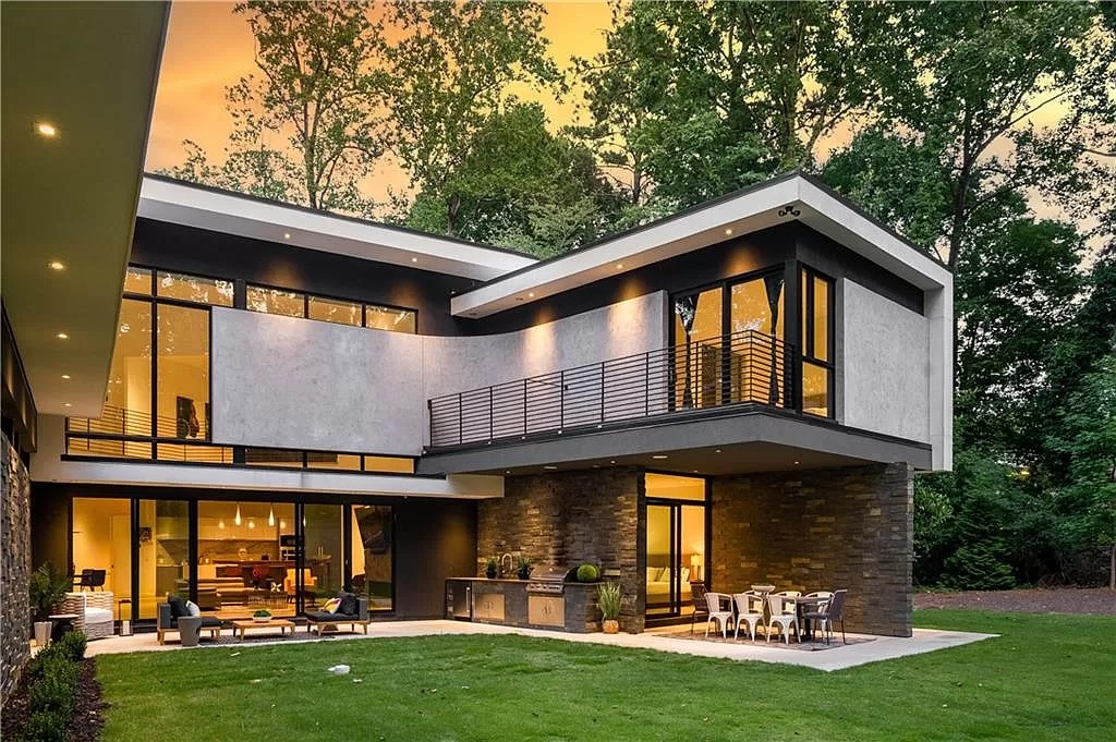 Left Speechless by This Georgia Contemporary $3,550,000 Estate  