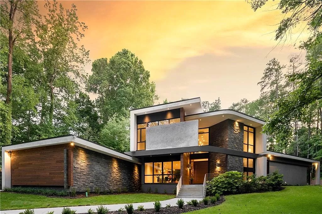 Left Speechless by This Georgia Contemporary $3,550,000 Estate  