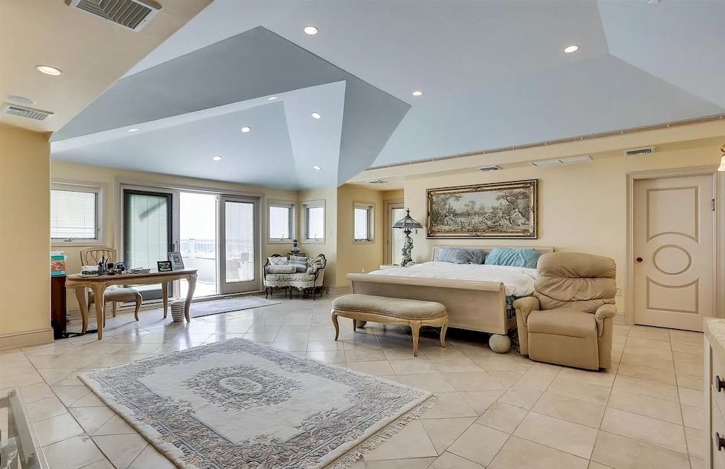 New Jersey Lovely Beige Home Just a Couple of Steps to the Ocean Offered at $3,700,000