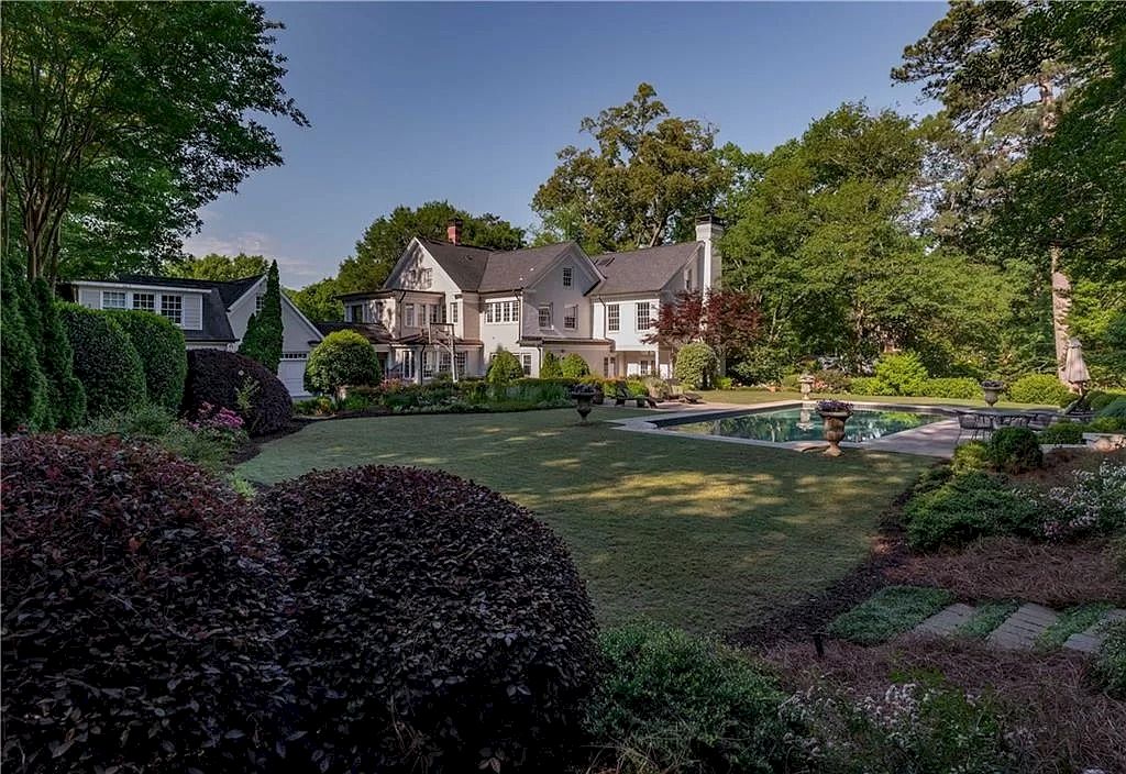 The Classically Beautiful Estate in Georgia Listed for $5,475,000 