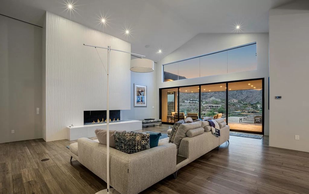 Renovated hillside home in Arizona with the finest finishes listed for $5,995,000