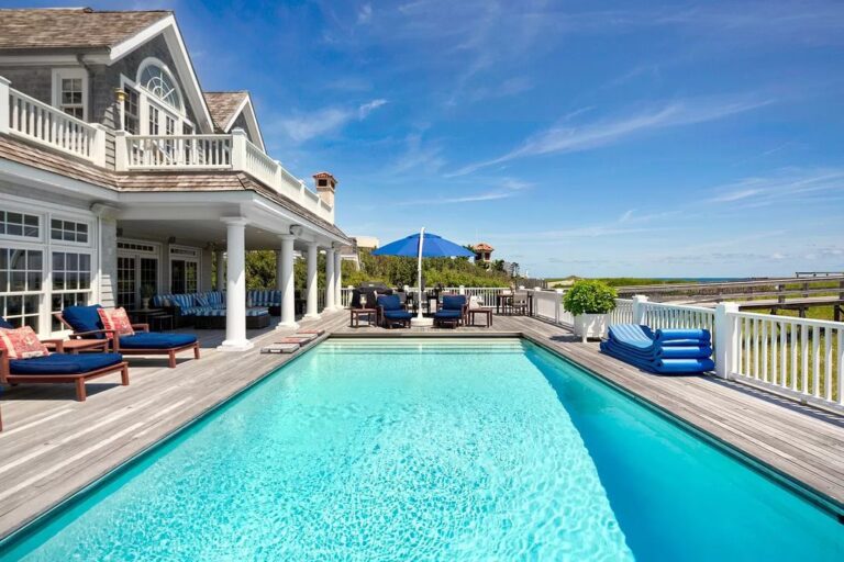 Extraordinary Oceanfront Home in New York city hits Market for 10,995,000