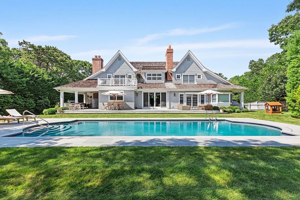 Incredible tranquil home in New York asks for $4,950,000 offering multiple entertaining spaces
