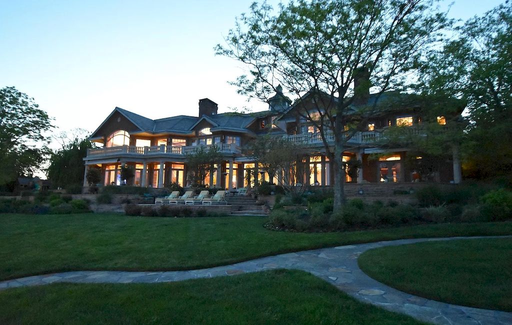 This $8,900,000 Estate is an Effortless Beauty by the Manasquan River, New Jersey