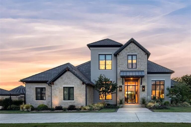 A Westlake Home with Latest in Architectural Amenities for 3,185,000